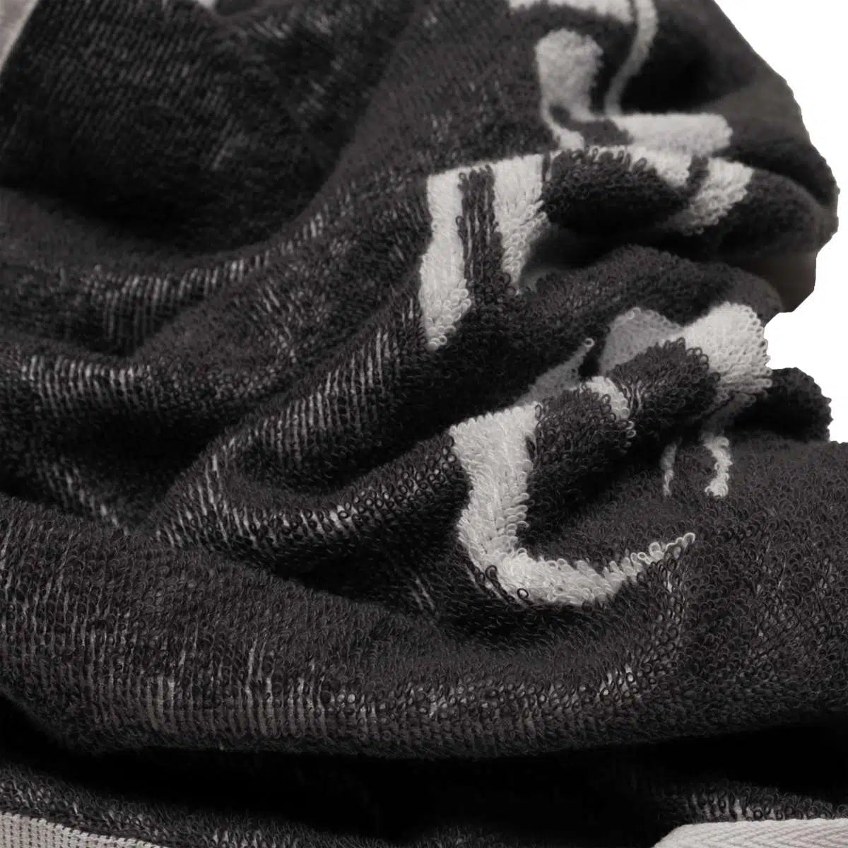 Gasp Towel Black